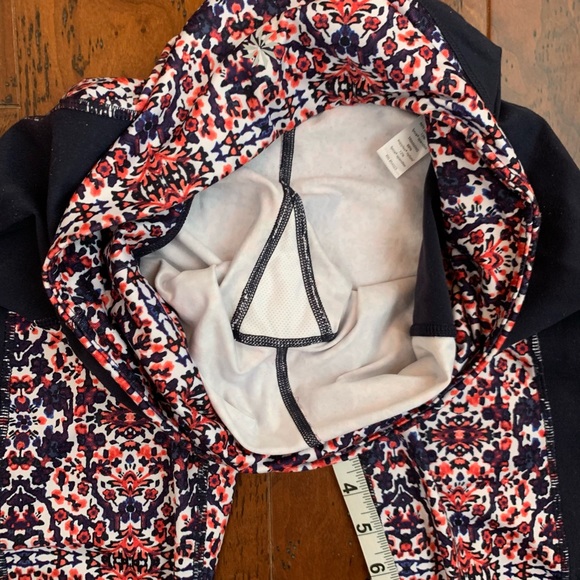 Athleta // practically nwot paisley Capri small - Picture 8 of 13
